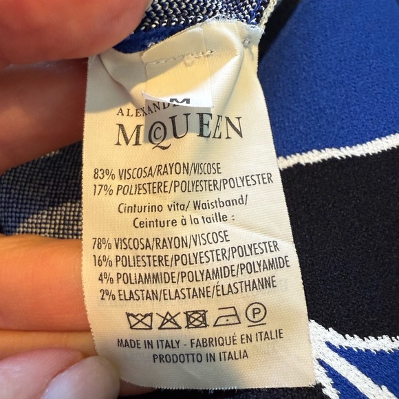 Stunning Alexander McQueen Skirt - Picture 4 of 5